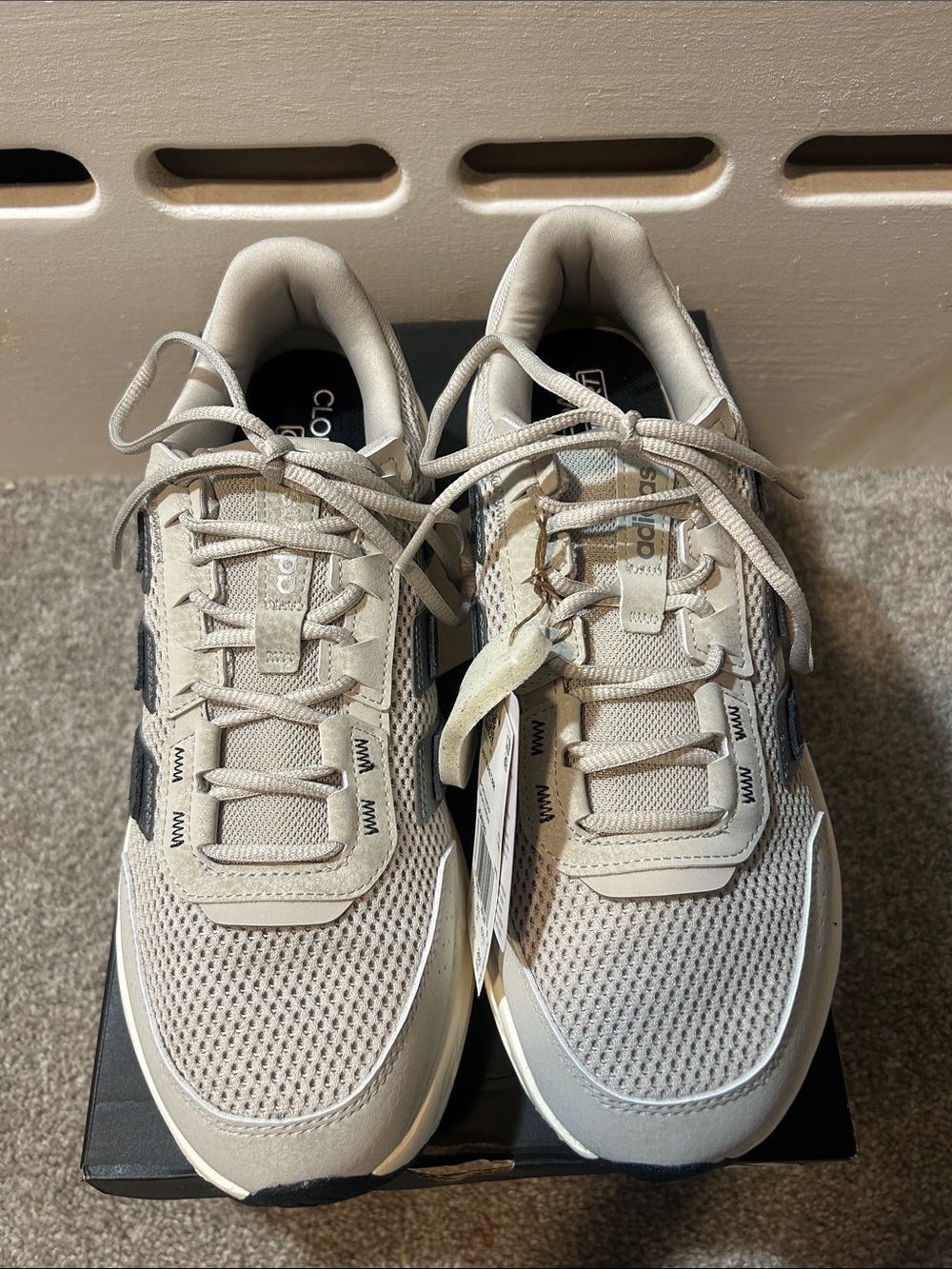 Adidas Astrastar grey and white sneakers, nwt